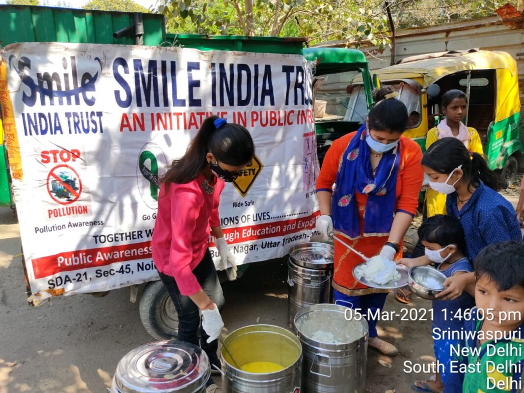 smileindiatrust-fooddistribution